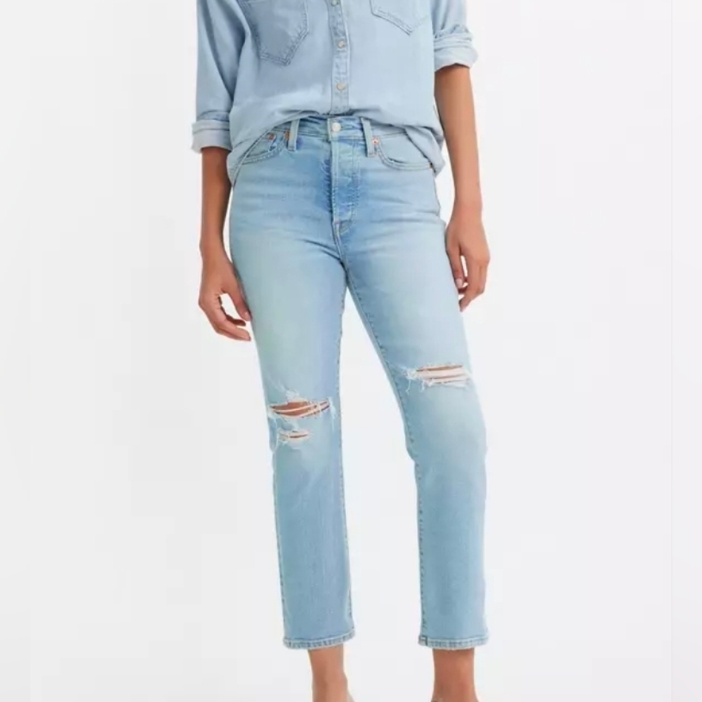 Levi's Cropped Denim Jeans Distressed High-Rise Light Wash Size 29